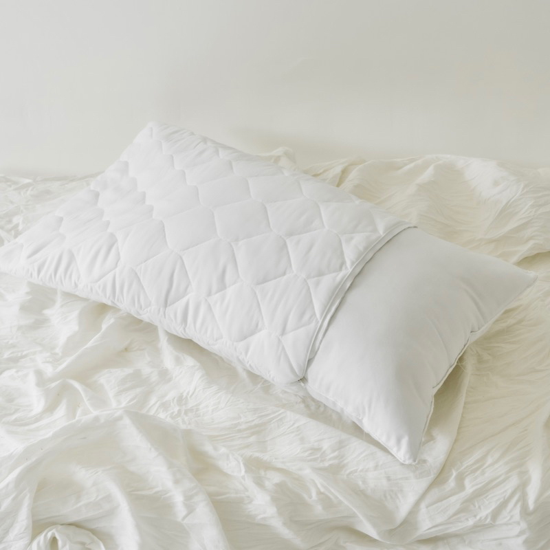 PILLOW PROTECTOR